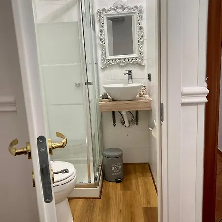 Miluar - Centro Storico - Lungo La Via Della Musica 4* 나폴리