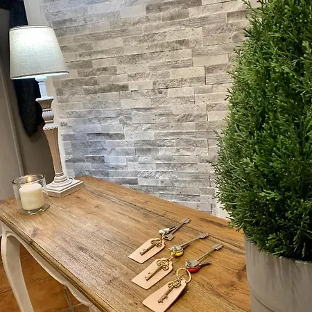 B&B Miluar - Centro Storico - Lungo La Via Della Musica 4*