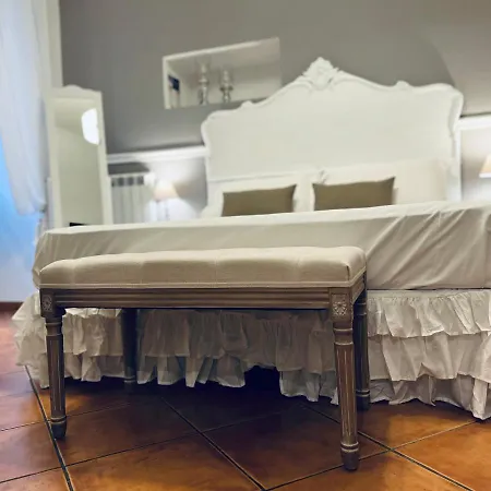 Miluar - Centro Storico - Lungo La Via Della Musica B&B 4*