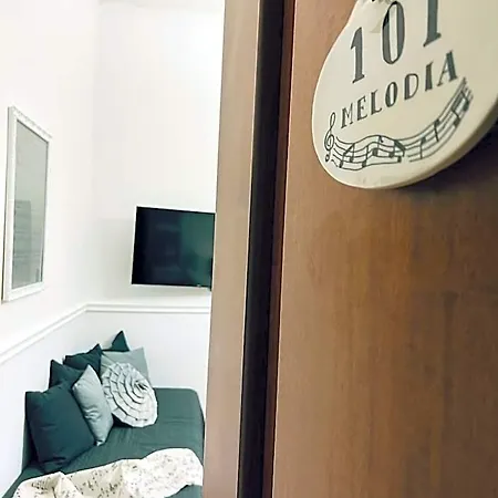 Miluar - Centro Storico - Lungo La Via Della Musica Bed & Breakfast Napoli
