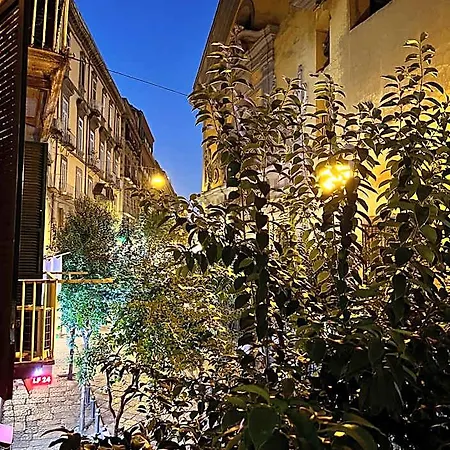Miluar - Centro Storico - Lungo La Via Della Musica 那不勒斯